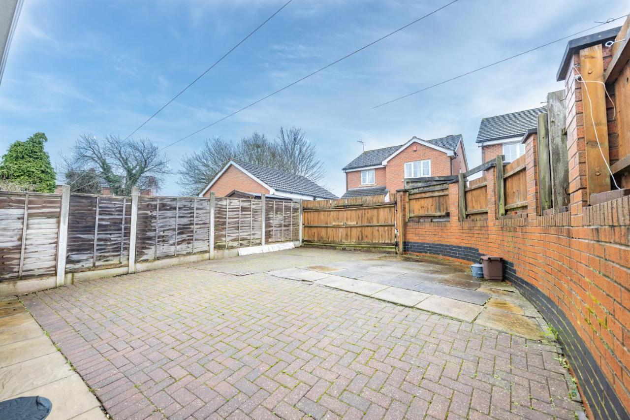 Vila Contractors/Large Groups - House Birmingham Exteriér fotografie